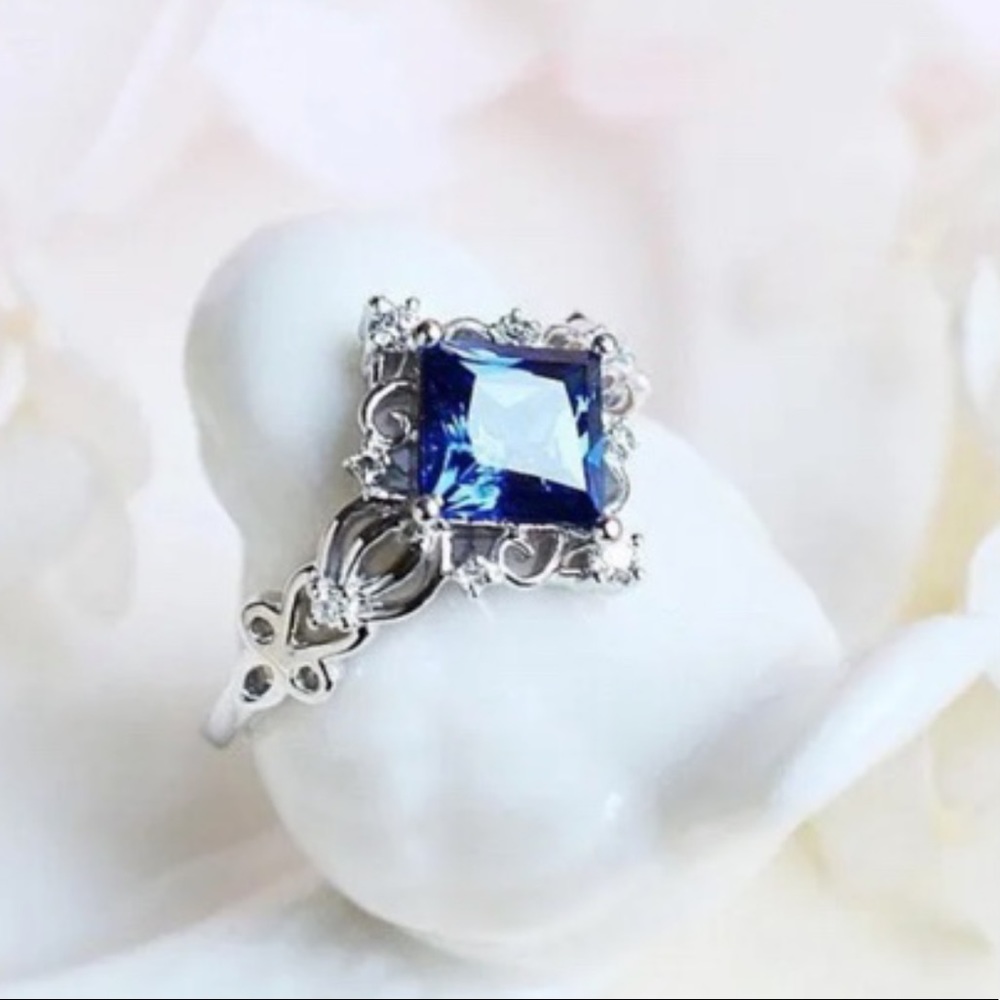 Retro Princess Cut Blue Sapphire Diamond Gemstone Ring - Picture 1 of 4